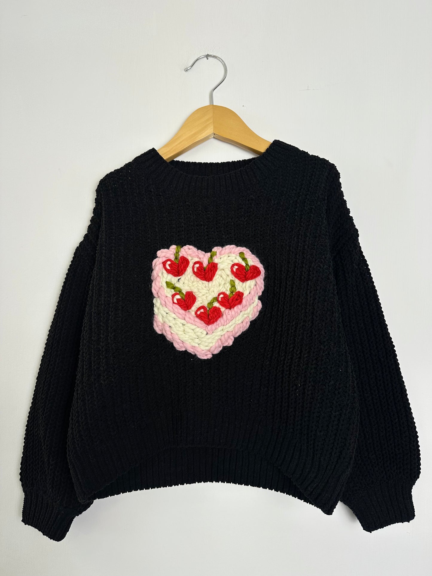 RTS 5/6 years vintage cake on midnight sweater